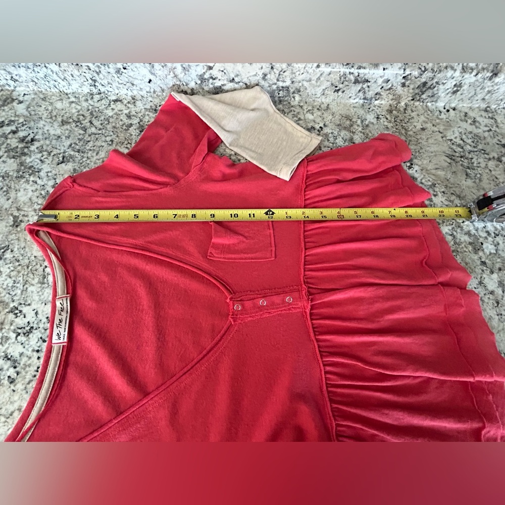 We The Free Heart of Mine Colorblock Peplum Top Henley Coral Salmon Cream Size S - Picture 9 of 9